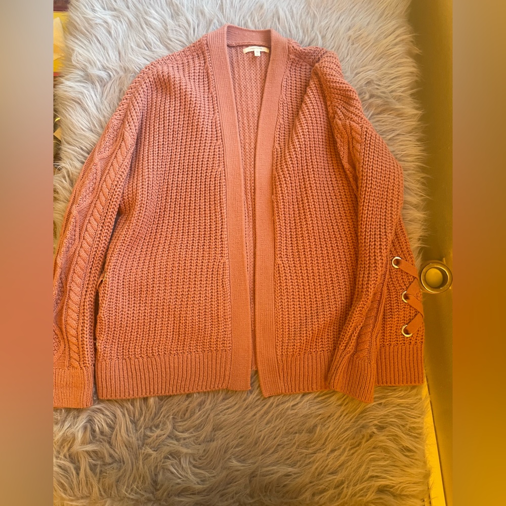 *SOLD*☀️Maurices Cardigan Sweater